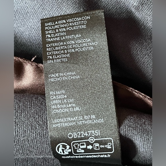 ANTHROPOLOGIE Studded Faux Leather Shorts - Picture 14 of 14